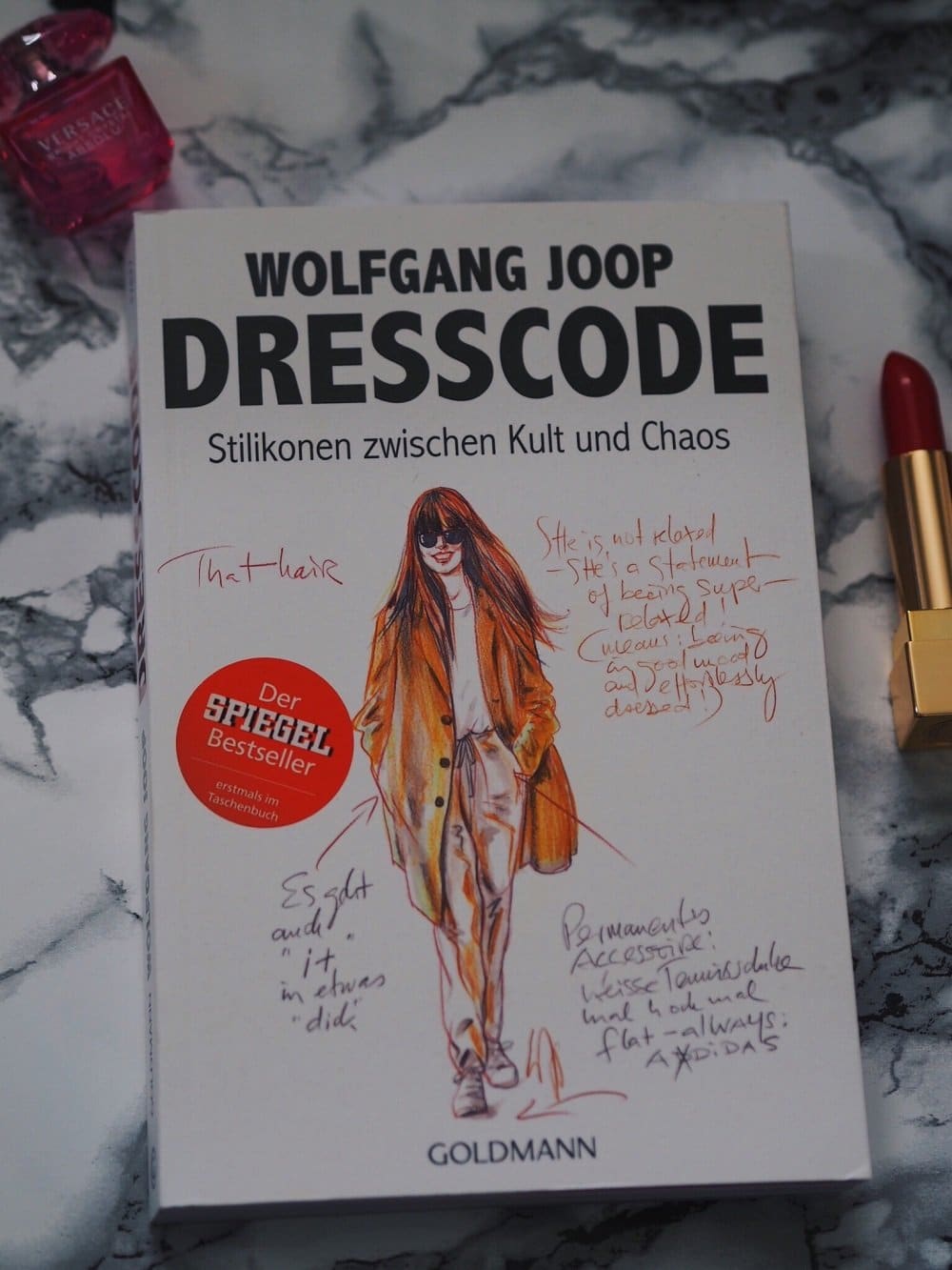 Heute rezensiere ich zwei interessante Bücher von Wolfgang Joop und Sofie Valkiers in meinem Blog-Dresscode und The Little Black Book für Fashionblogger 