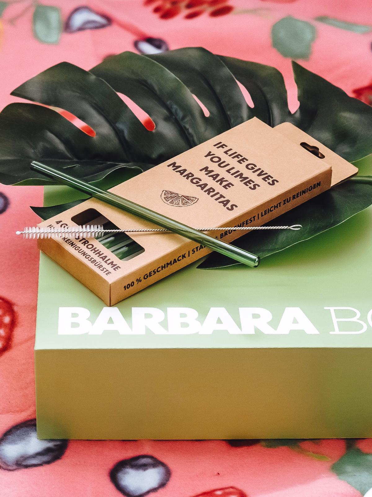 Die aktuelle Barbara Box Einen Cocktail bitte bietet eine vielfältige Produktauswahl von bspw. einem Eiscreme-Mix bis hin zu einem stylischen Lippenstift.