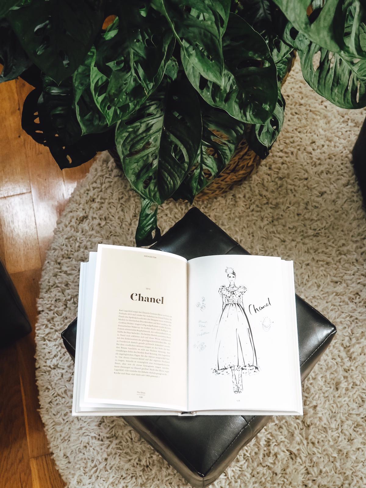 Das super stylische neue Buch von Megan Hess The Dress zeigt 100 traumhafte Kleider der Weltgeschichte mit Illustrationen. Heute mehr dazu auf meinem Blog!