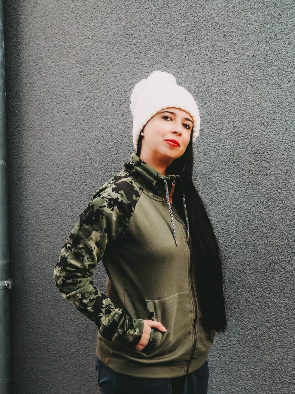 Protest Sportswear WinterLooks Leo und Camouflage Label Love