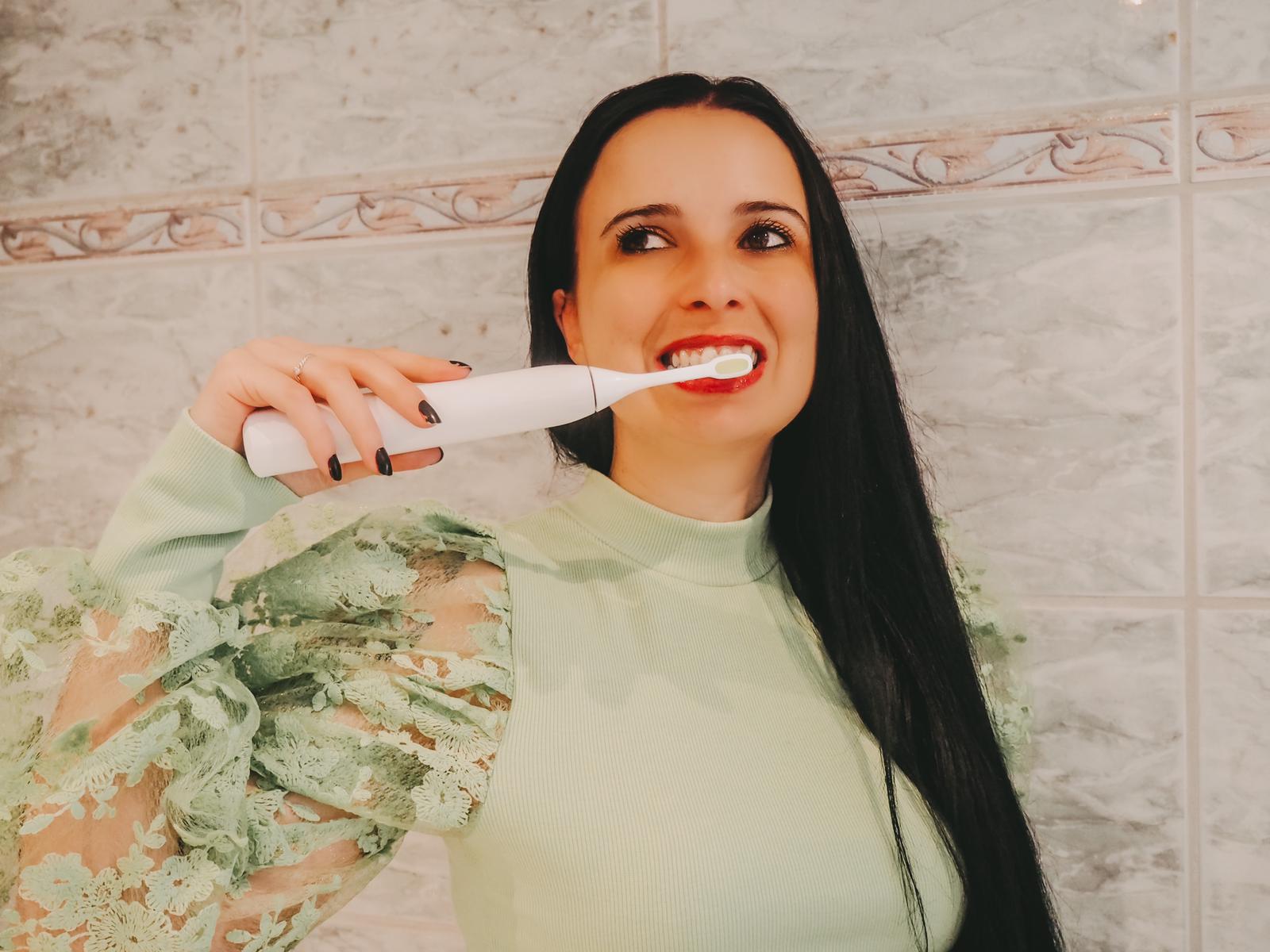 Perfekte Zahnreinigung mit der Silk’n ToothWave