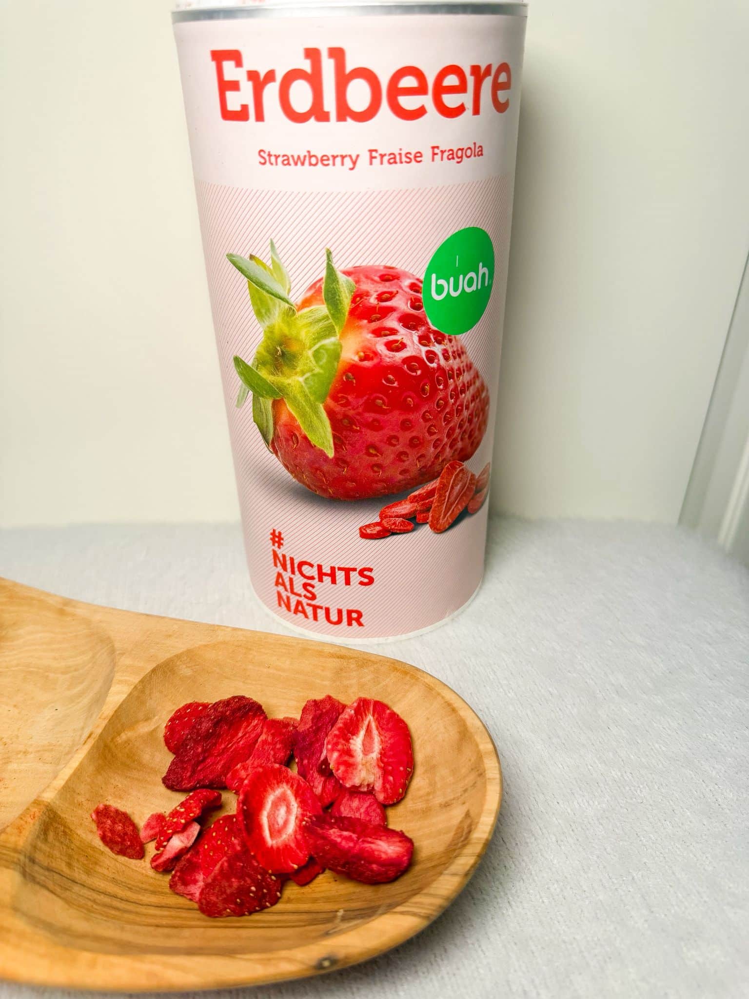 BUAH Erdbeere – gefriergetrocknete Früchte ohne Zusätze Gefriergetrocknete Erdbeeren von BUAH ohne Zusätze – 100 % Frucht, knusprige Textur und intensiver Erdbeergeschmack.
