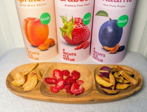 Gefriergetrocknete Früchte von BUAH in den Sorten Erdbeere, Pflaume und Aprikose. 100 % Frucht ohne Zusätze – vorgestellt im Beitrag zum BUAH Rabattcode LABELOVE10 (2026).