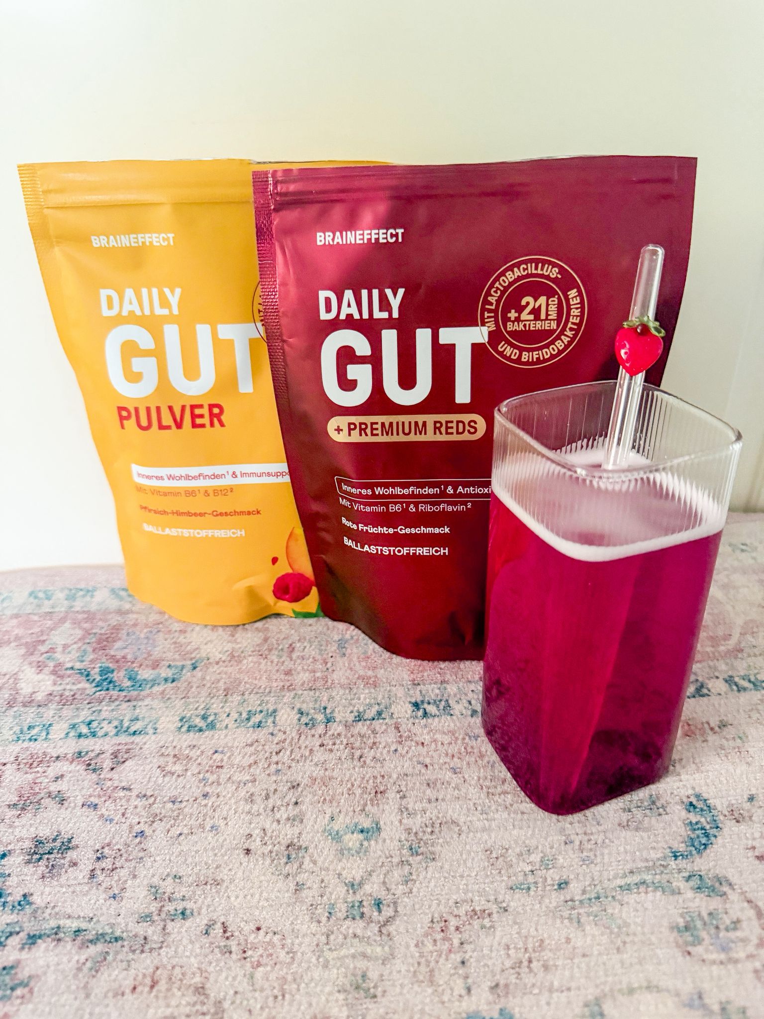 DAILY GUT in der täglichen Morgenroutine BRAINEFFECT DAILY GUT Pulver als Getränk am Morgen