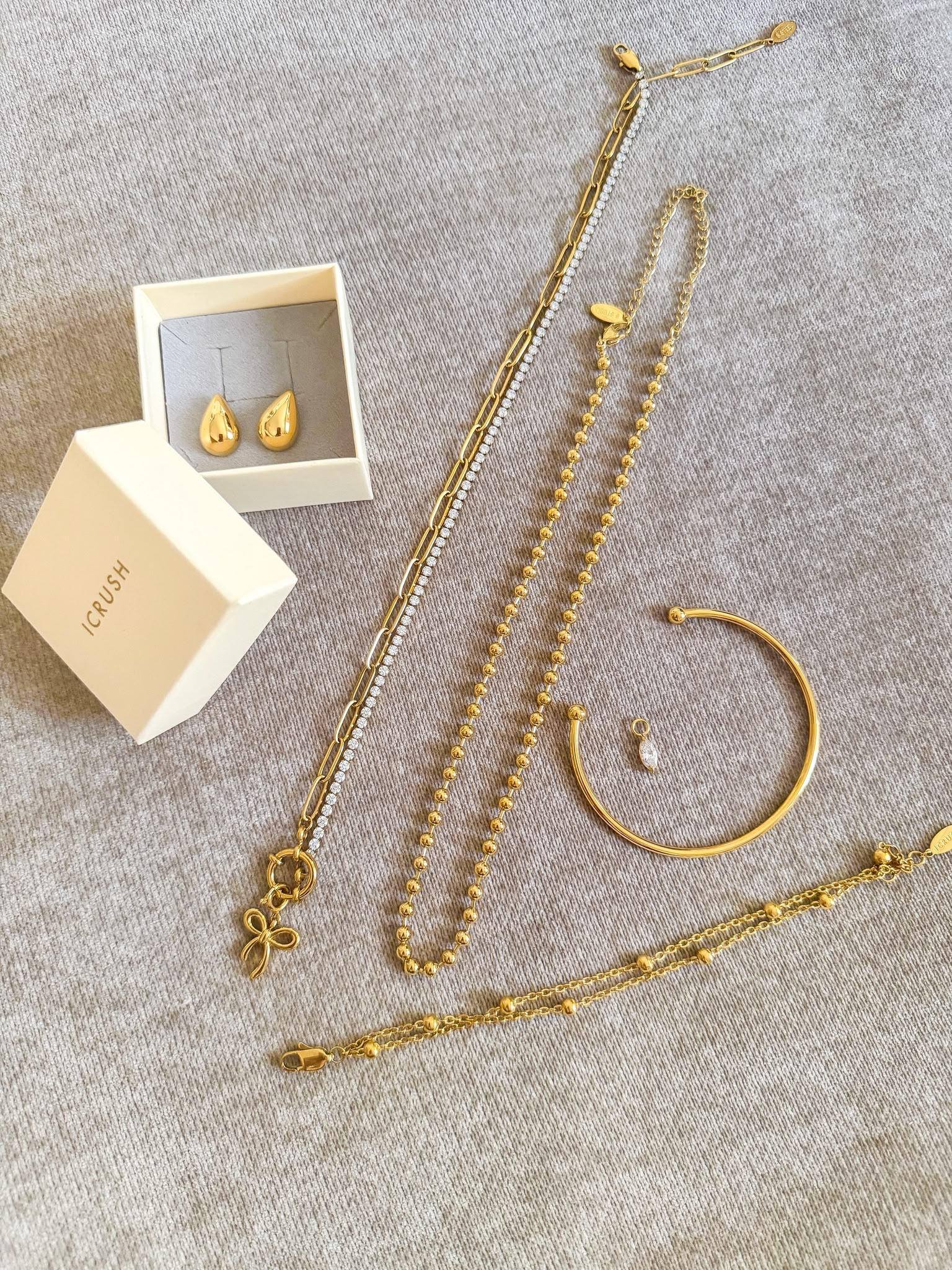 ICRUSH Rabattcode – Gold & Silber Schmuck Gold- und Silberschmuck von ICRUSH kombiniert