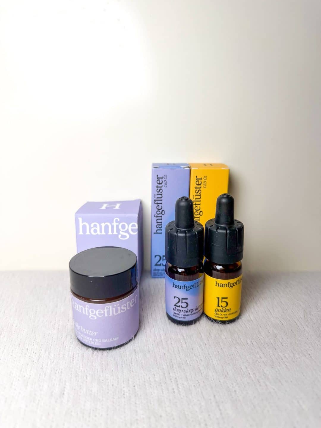 Hanfgeflüster CBD-Produkte und Körperpflege entdecken – mit Rabattcode LABELLOVE15 15 % Rabatt sichern.